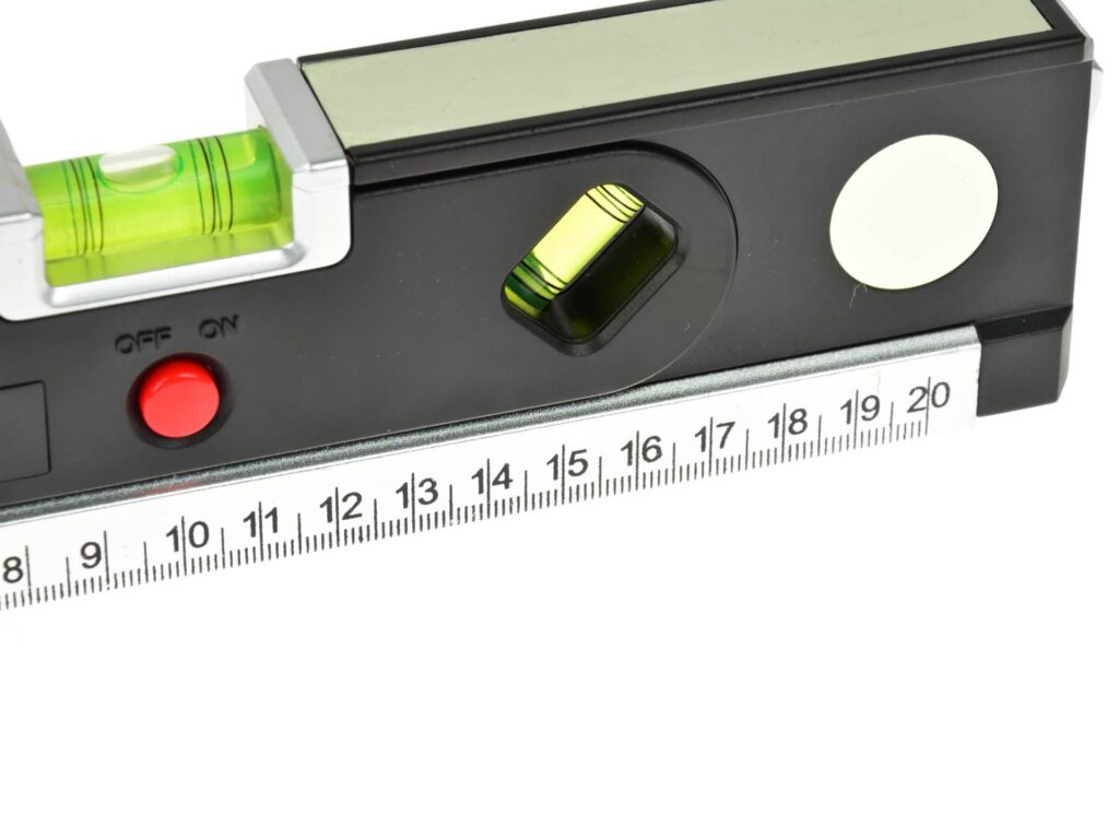 Poziomica laserowa podświetlana z miarą 1,5m G03311